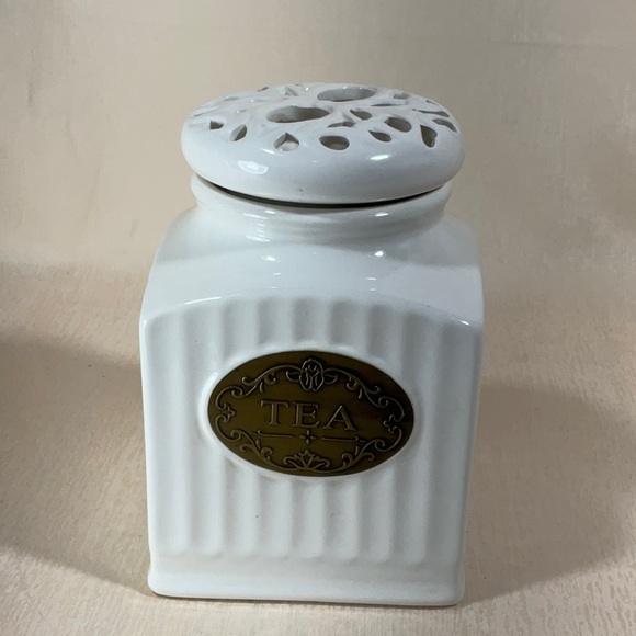 THL Other - Tea Canister Lace Lattice Top Classic French Chic Home